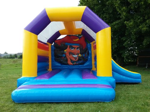 Chateau gonflable pour petit