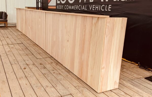Bar en bois (coin)