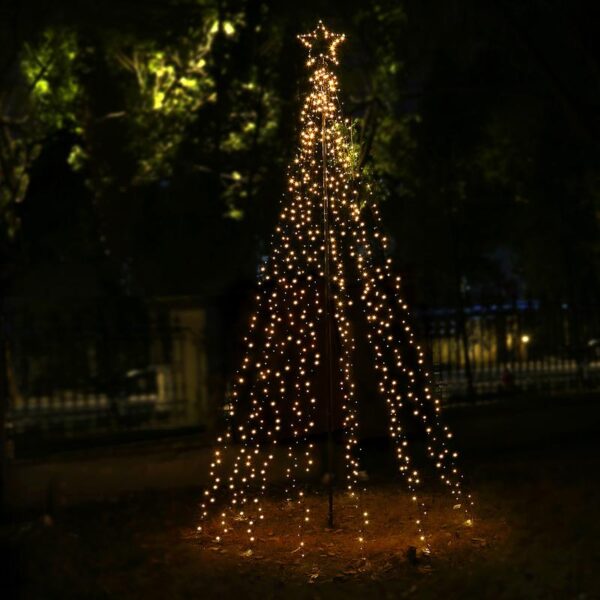 Photo du sapin de Noël lumineux en métal en location chez Private Garden