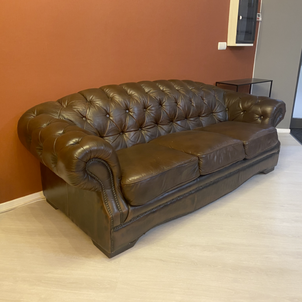 Canapé style Chesterfield brun