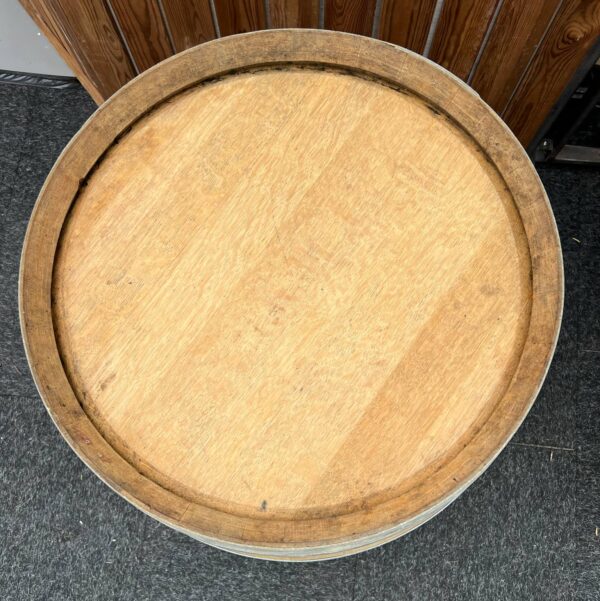 Tonneau à vin en bois