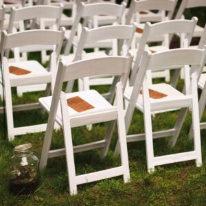 Chaises, tabourets, bancs
